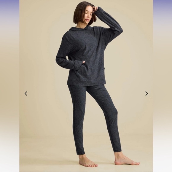 Outdoor Voices CloudKnit Sweatpant in Charcoal Size Small Atheisure Lounging - Picture 10 of 12